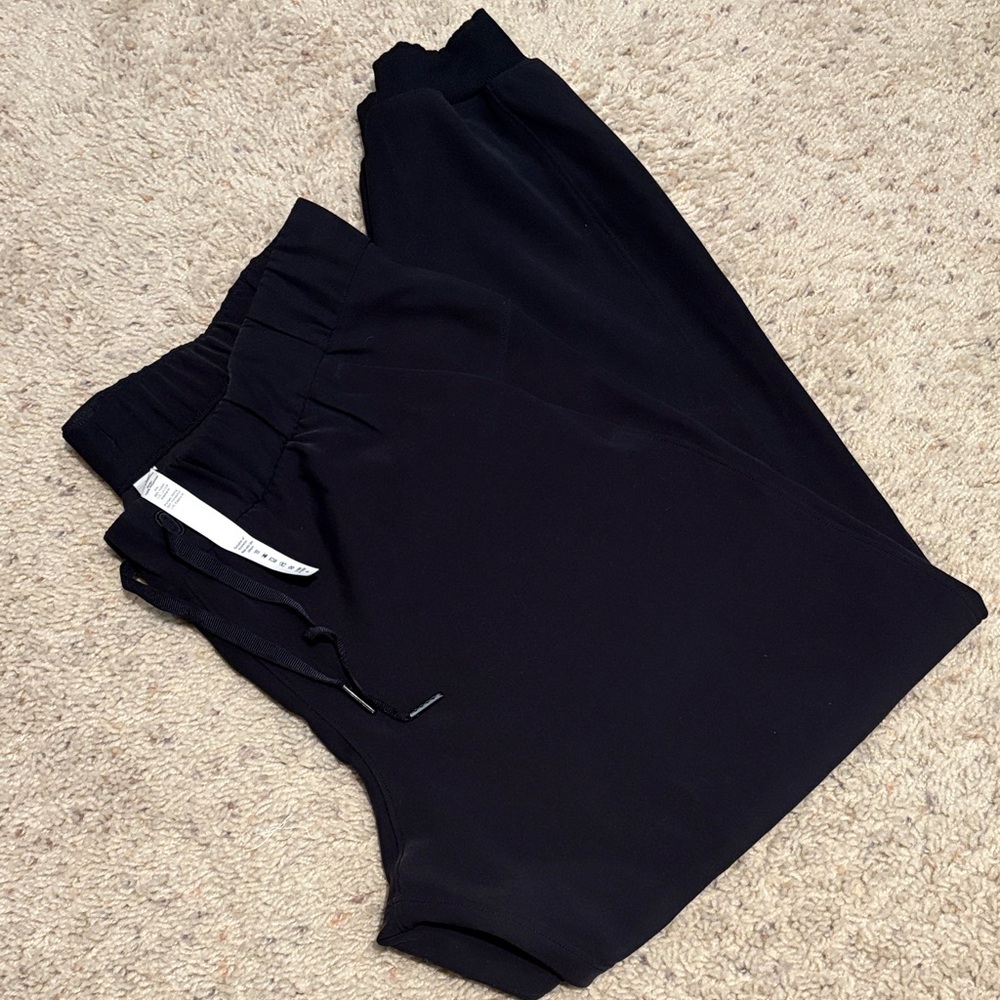 Lululemon joggers